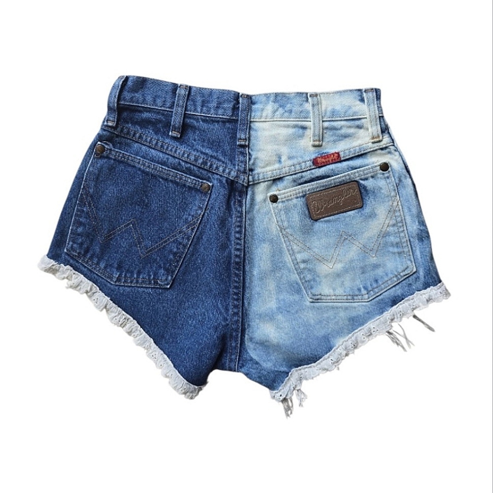 Wrangler Two-Tone Lace Trimming High Waisted Shorts